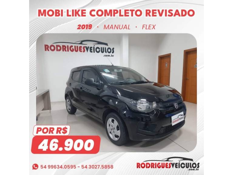 FIAT - MOBI - 2018/2019 - Preta - R$ 46.900,00