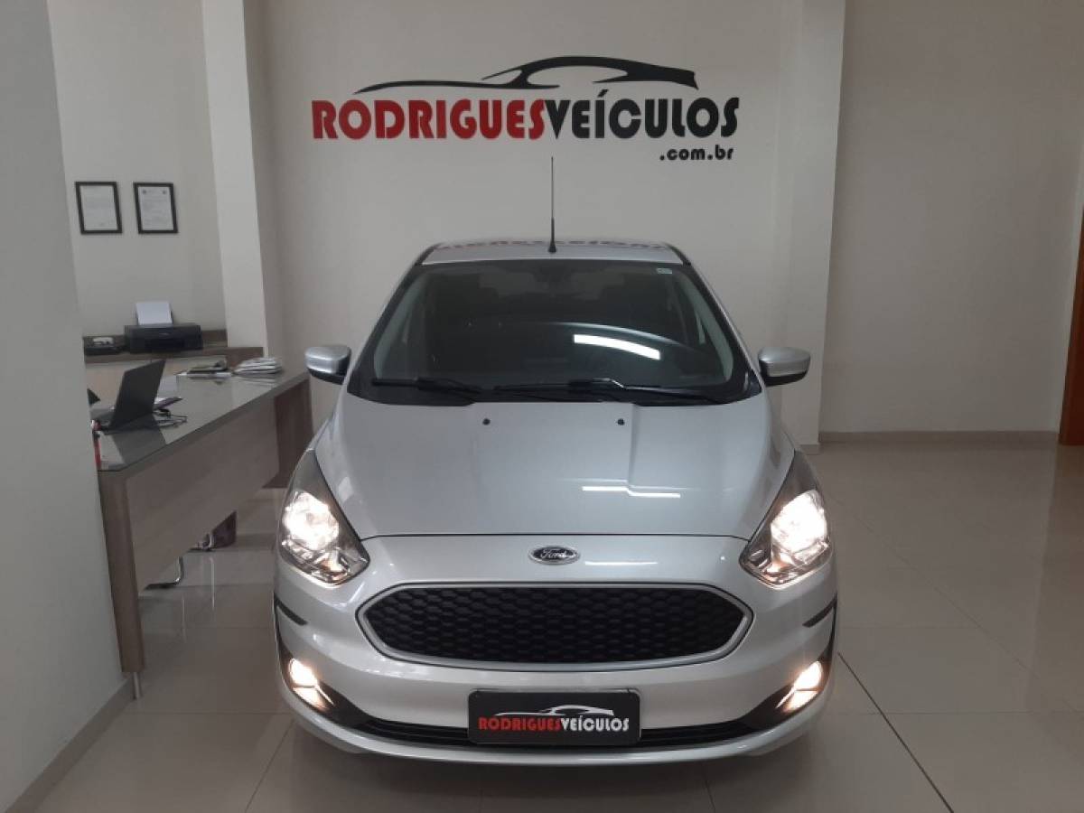 FORD - KA - 2018/2019 - Prata - R$ 49.900,00