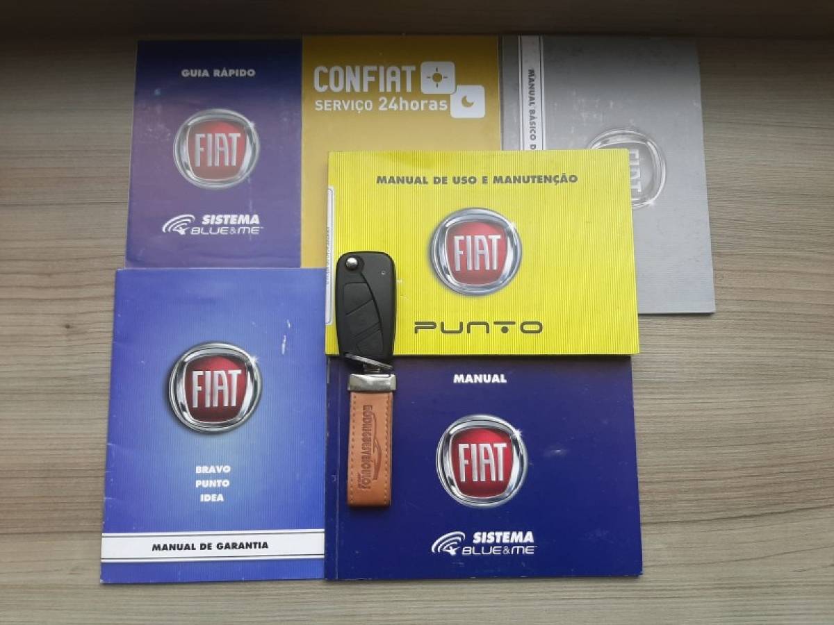FIAT - PUNTO - 2014/2015 - Branca - R$ 54.900,00