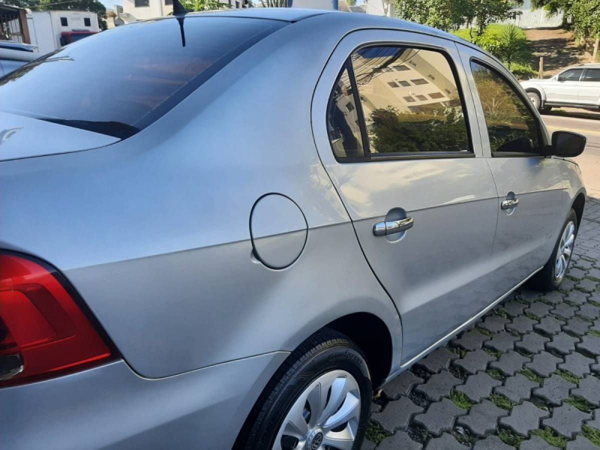 VOLKSWAGEN - VOYAGE - 2009/2009 - Prata - R$ 25.900,00