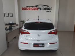 HYUNDAI - HB20 - 2017/2018 - Branca - R$ 64.900,00