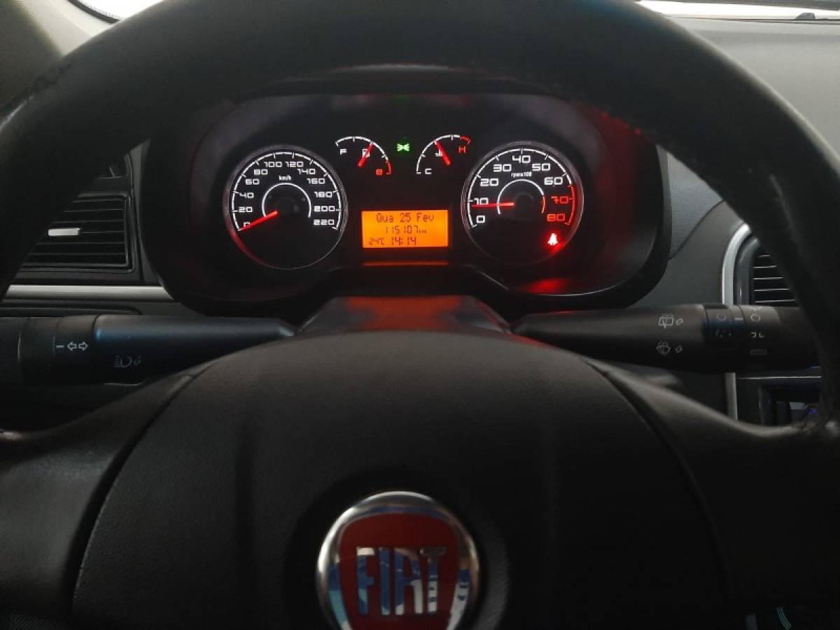 FIAT - PUNTO - 2012/2012 - Preta - R$ 35.900,00