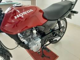 HONDA - CG 125 - 2006/2007 - Vermelha - R$ 7.800,00