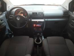 VOLKSWAGEN - SPACEFOX - 2007/2008 - Vermelha - R$ 29.900,00