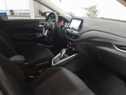CHEVROLET - ONIX - 2023/2024 - Prata - R$ 92.900,00