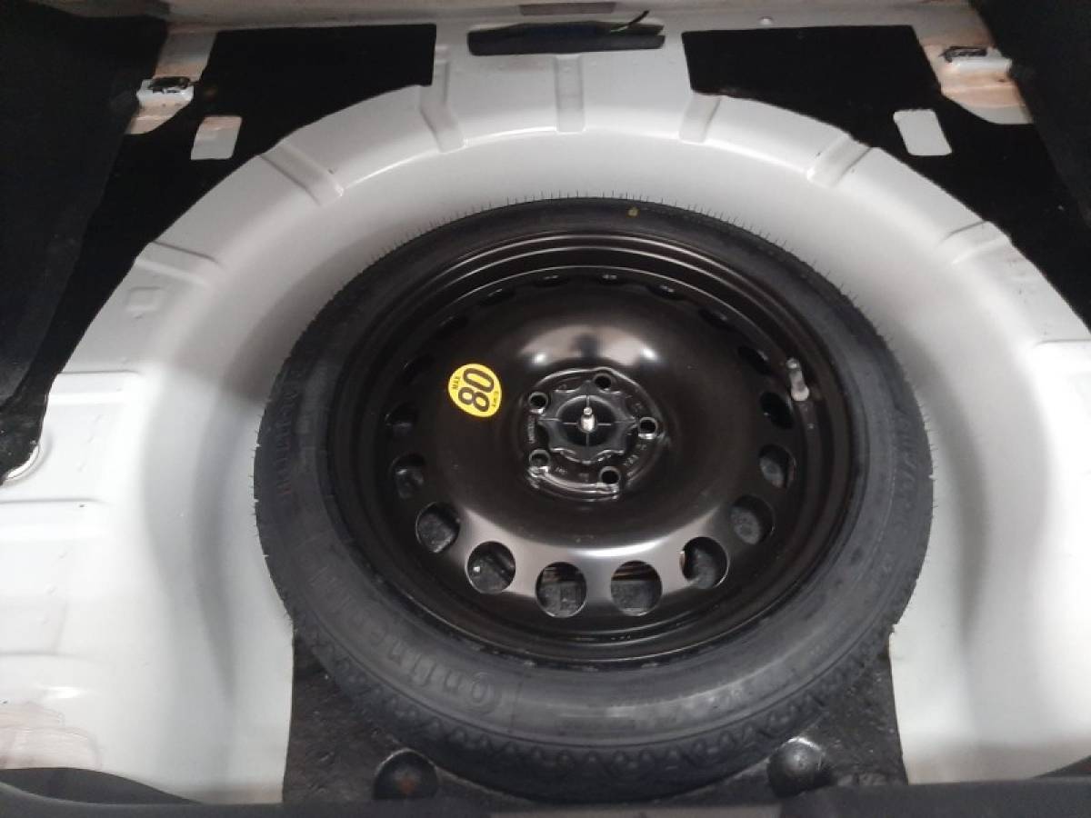 CHEVROLET - CRUZE - 2012/2012 - Branca - R$ 58.900,00