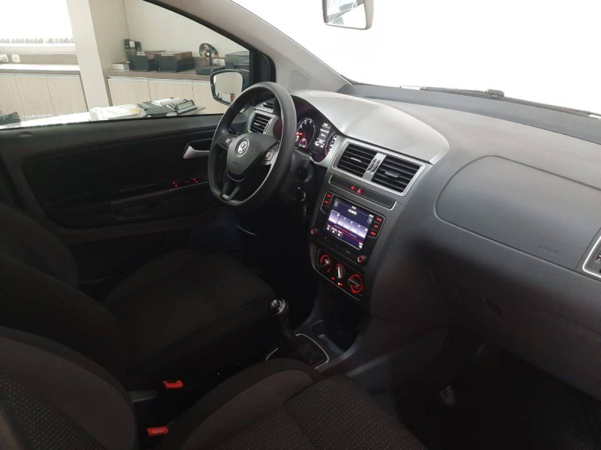 VOLKSWAGEN - FOX - 2019/2019 - Branca - R$ 58.900,00