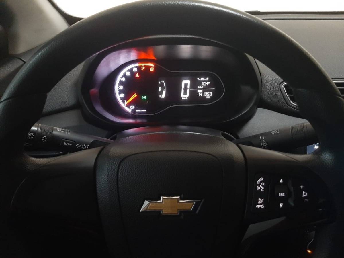 CHEVROLET - PRISMA - 2018/2019 - Branca - R$ 63.900,00