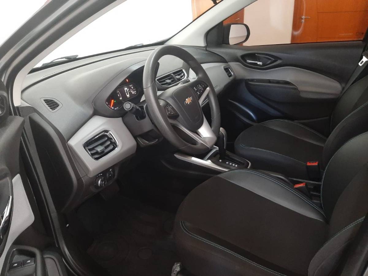 CHEVROLET - ONIX - 2018/2019 - Cinza - R$ 65.900,00