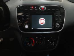 FIAT - PUNTO - 2015/2016 - Branca - R$ 47.900,00