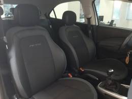 CHEVROLET - ONIX - 2019/2019 - Prata - R$ 68.900,00