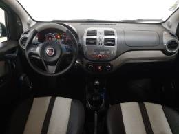 FIAT - GRAND SIENA - 2015/2015 - Branca - R$ 47.900,00