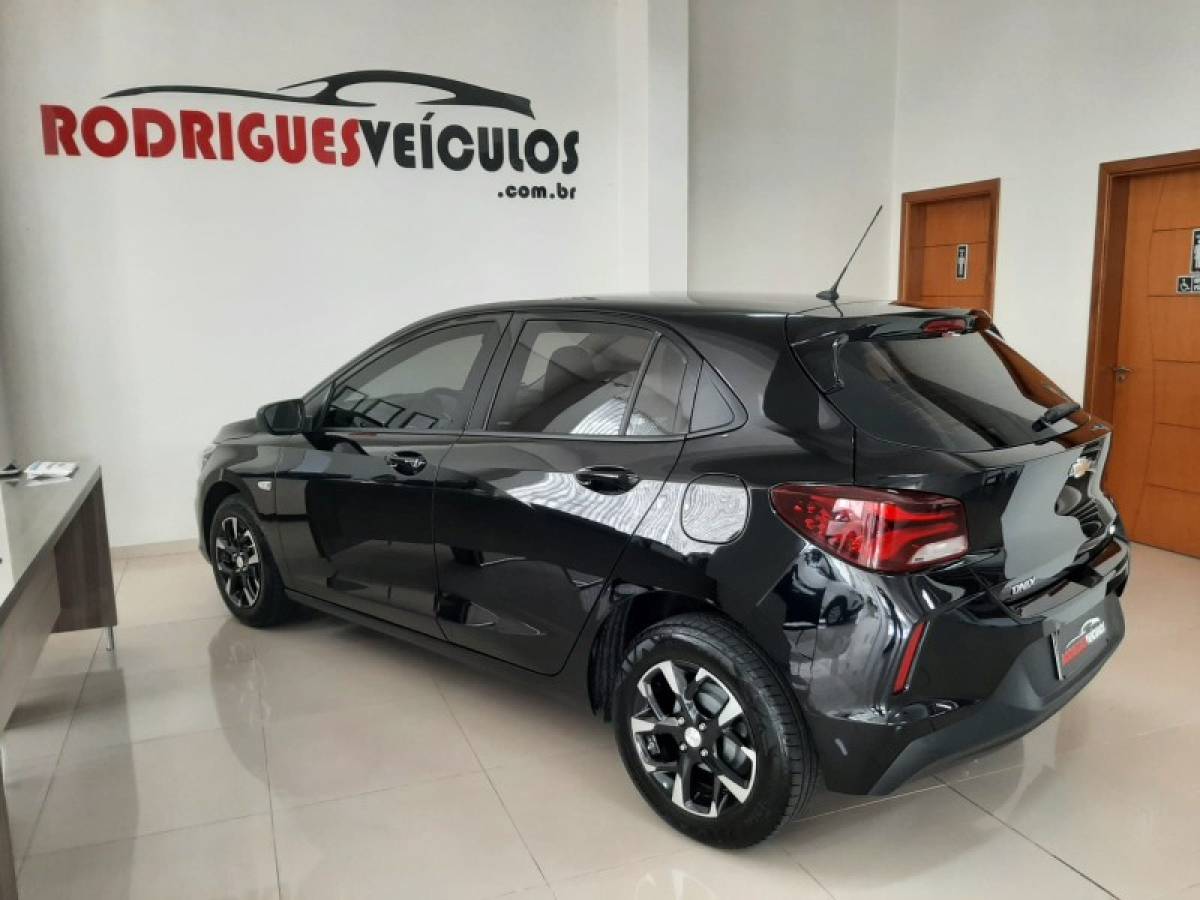 CHEVROLET - ONIX - 2020/2020 - Preta - R$ 63.900,00
