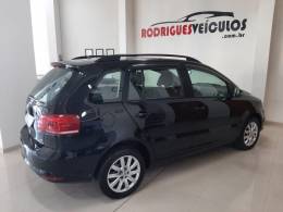 VOLKSWAGEN - SPACEFOX - 2017/2018 - Preta - R$ 56.900,00