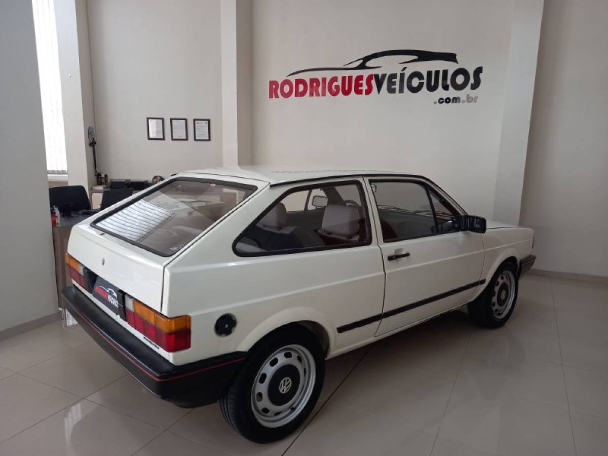 VOLKSWAGEN - GOL - 1991/1992 - Branca - R$ 19.900,00