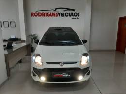 FIAT - PUNTO - 2014/2015 - Branca - R$ 54.900,00