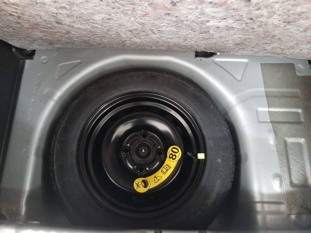 FORD - KA - 2018/2019 - Prata - R$ 49.900,00