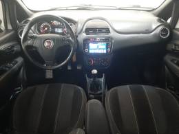 FIAT - PUNTO - 2014/2015 - Branca - R$ 54.900,00