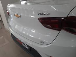 CHEVROLET - ONIX - 2022/2023 - Branca - R$ 88.900,00