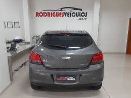 CHEVROLET - ONIX - 2014/2015 - Cinza - R$ 49.900,00