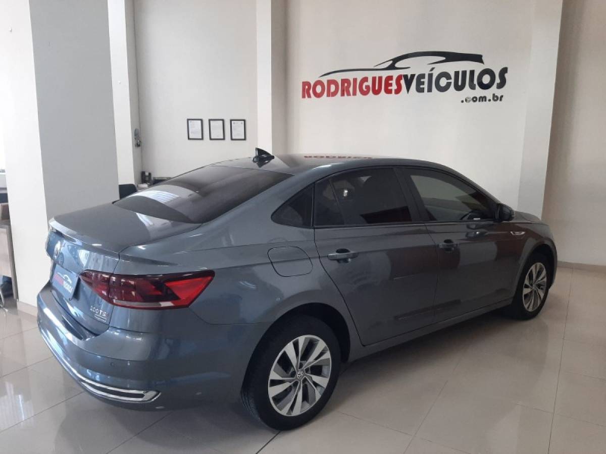 VOLKSWAGEN - VIRTUS - 2019/2019 - Cinza - R$ 82.900,00