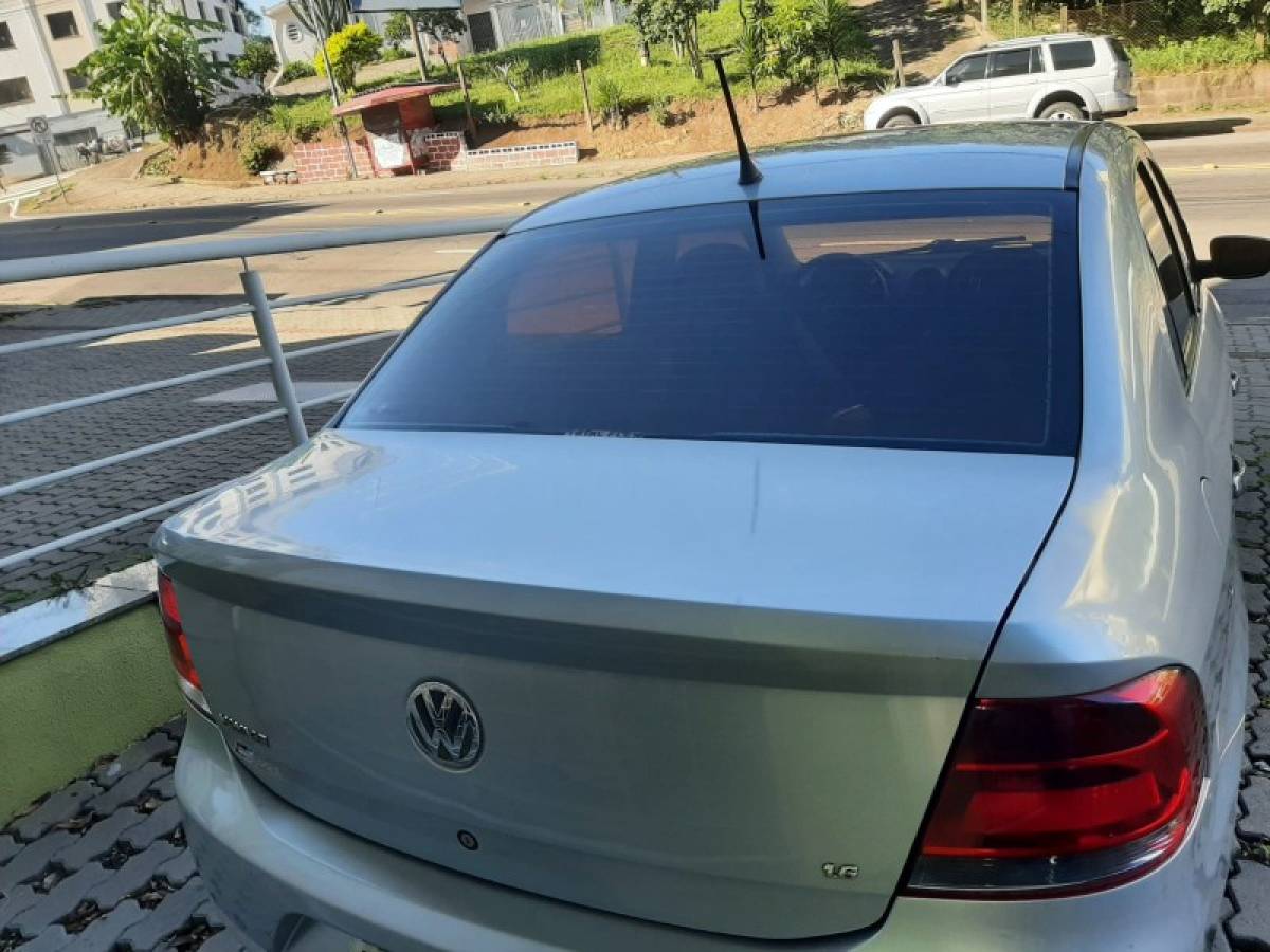 VOLKSWAGEN - VOYAGE - 2009/2009 - Prata - R$ 25.900,00