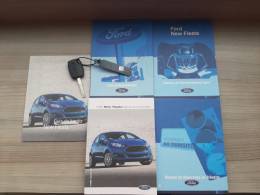 FORD - FIESTA - 2017/2017 - Prata - R$ 54.900,00
