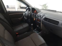 RENAULT - LOGAN - 2011/2011 - Prata - R$ 26.900,00