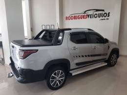 FIAT - STRADA - 2022/2022 - Prata - R$ 105.900,00