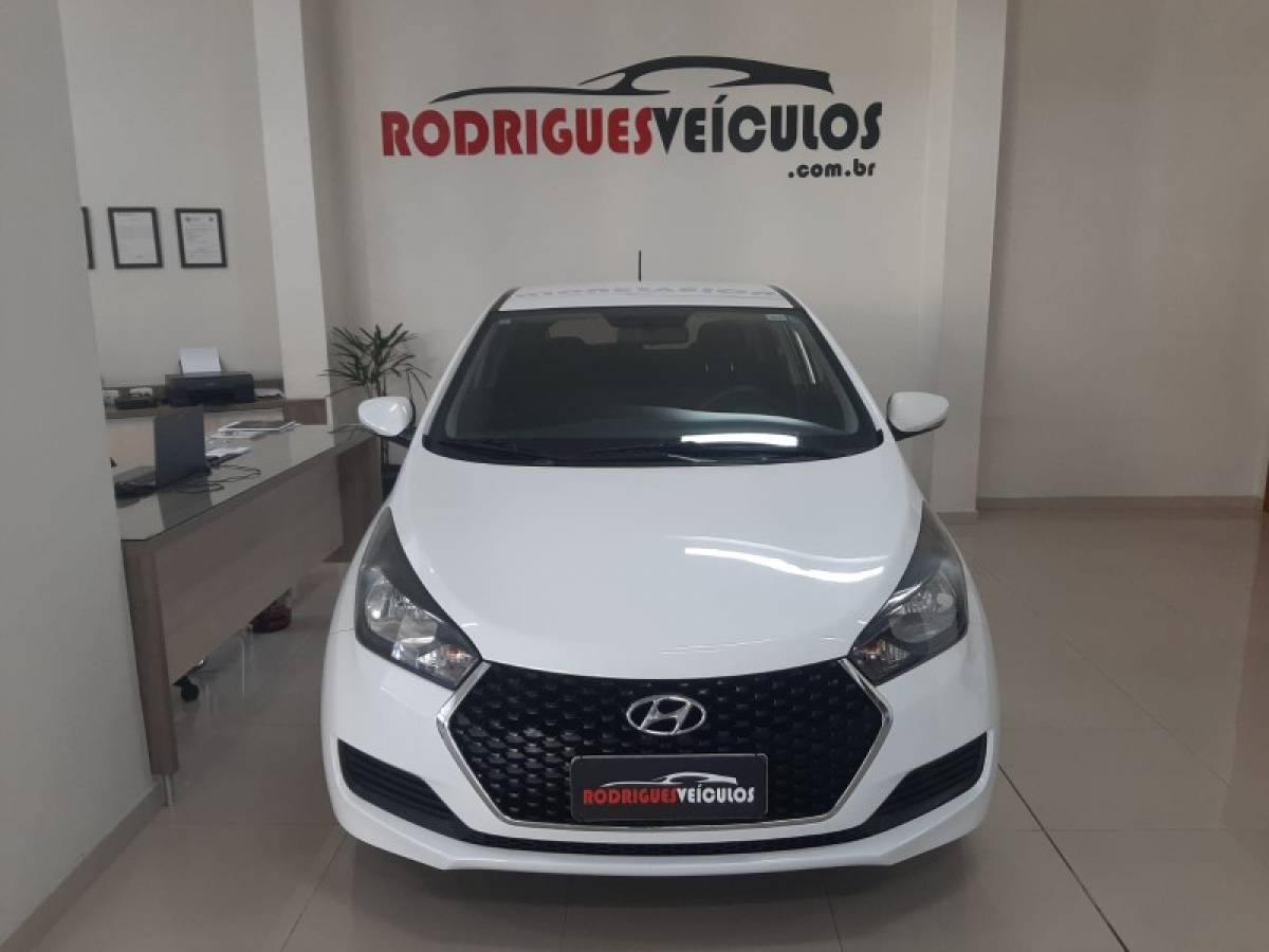 HYUNDAI - HB20 - 2018/2019 - Branca - R$ 56.900,00