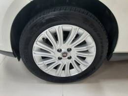 FIAT - GRAND SIENA - 2015/2015 - Branca - R$ 47.900,00