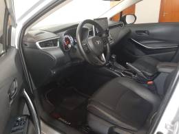 TOYOTA - COROLLA - 2020/2021 - Prata - R$ 119.990,00
