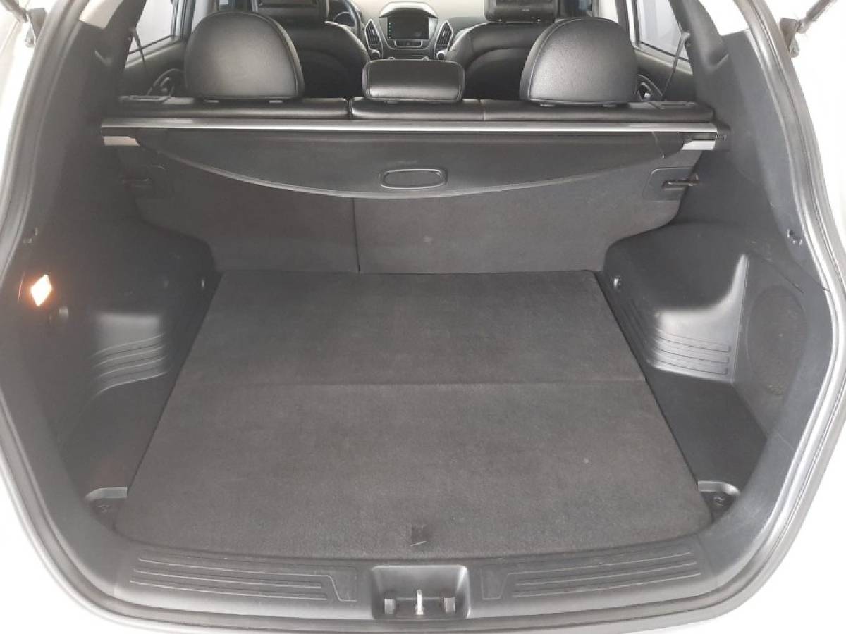 HYUNDAI - IX35 - 2010/2011 - Prata - R$ 59.900,00