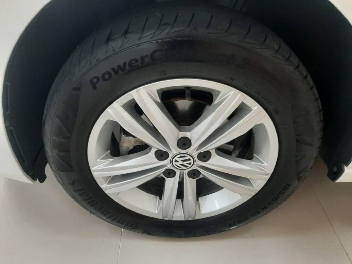 VOLKSWAGEN - POLO - 2019/2019 - Branca - R$ 67.900,00