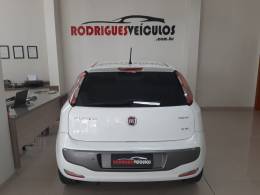 FIAT - PUNTO - 2015/2016 - Branca - R$ 47.900,00