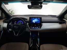 TOYOTA - COROLLA - 2023/2024 - Vermelha - R$ 175.000,00