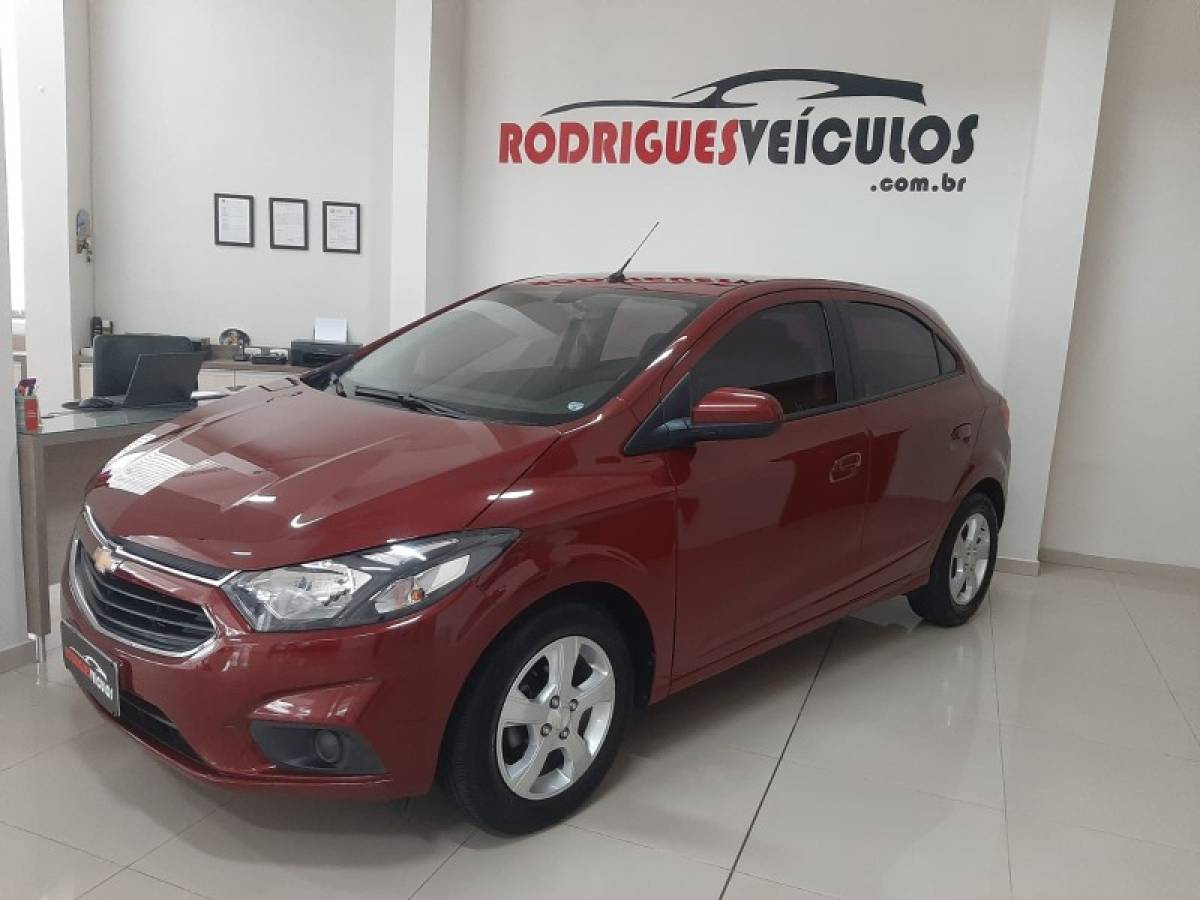 CHEVROLET - ONIX - 2019/2019 - Vermelha - R$ 65.900,00