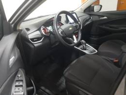 CHEVROLET - ONIX - 2023/2024 - Prata - R$ 92.900,00