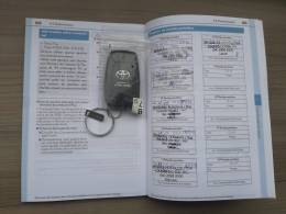 TOYOTA - COROLLA - 2023/2024 - Vermelha - R$ 175.000,00