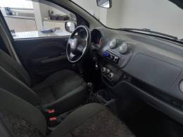 FIAT - UNO - 2010/2011 - Prata - R$ 28.900,00