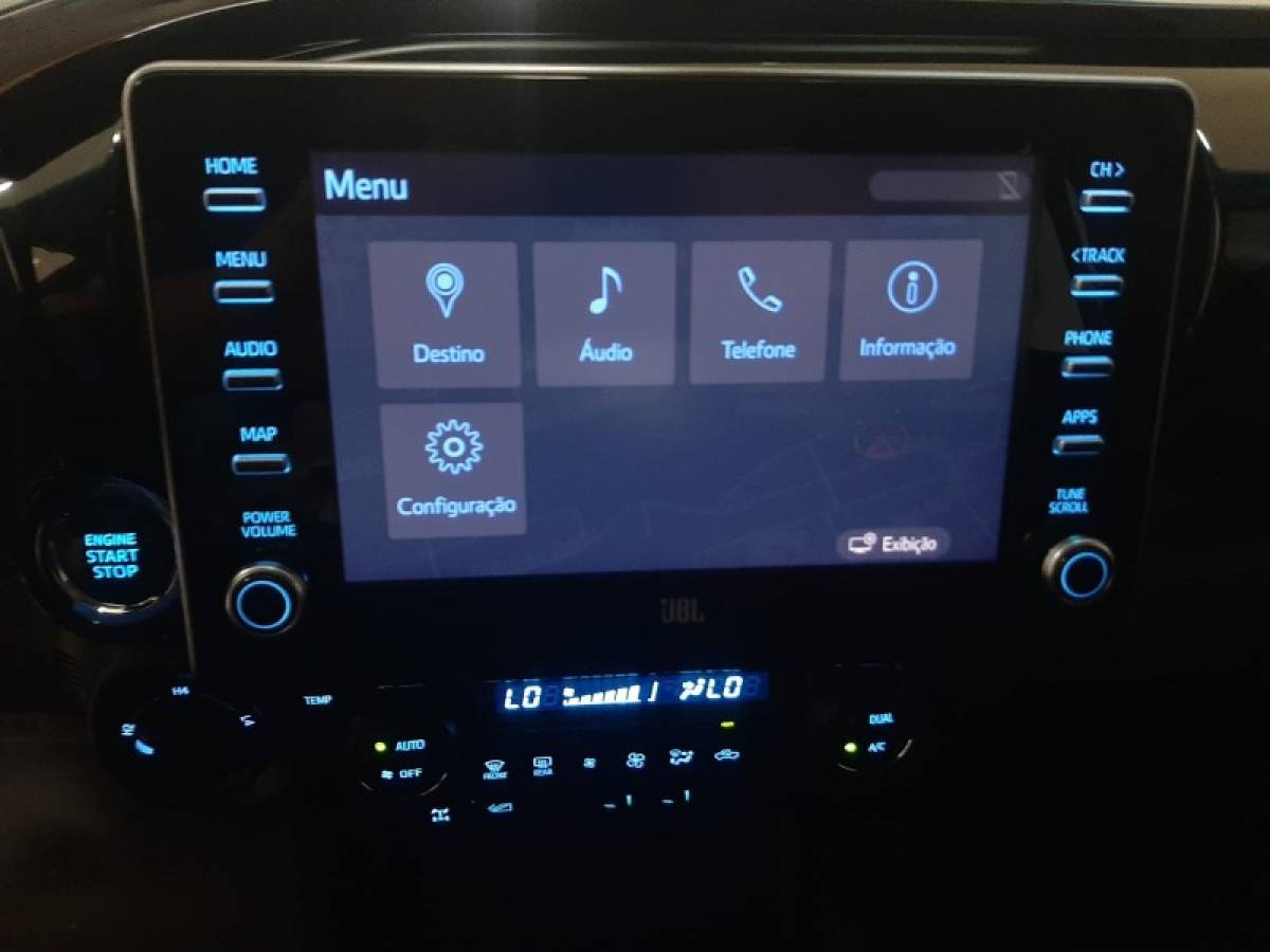 TOYOTA - HILUX - 2022/2022 - Branca - R$ 259.000,00