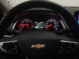 CHEVROLET - ONIX - 2023/2024 - Prata - R$ 92.900,00