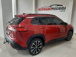 TOYOTA - COROLLA - 2023/2024 - Vermelha - R$ 175.000,00