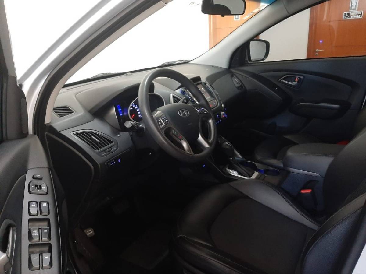 HYUNDAI - IX35 - 2020/2021 - Prata - R$ 98.900,00