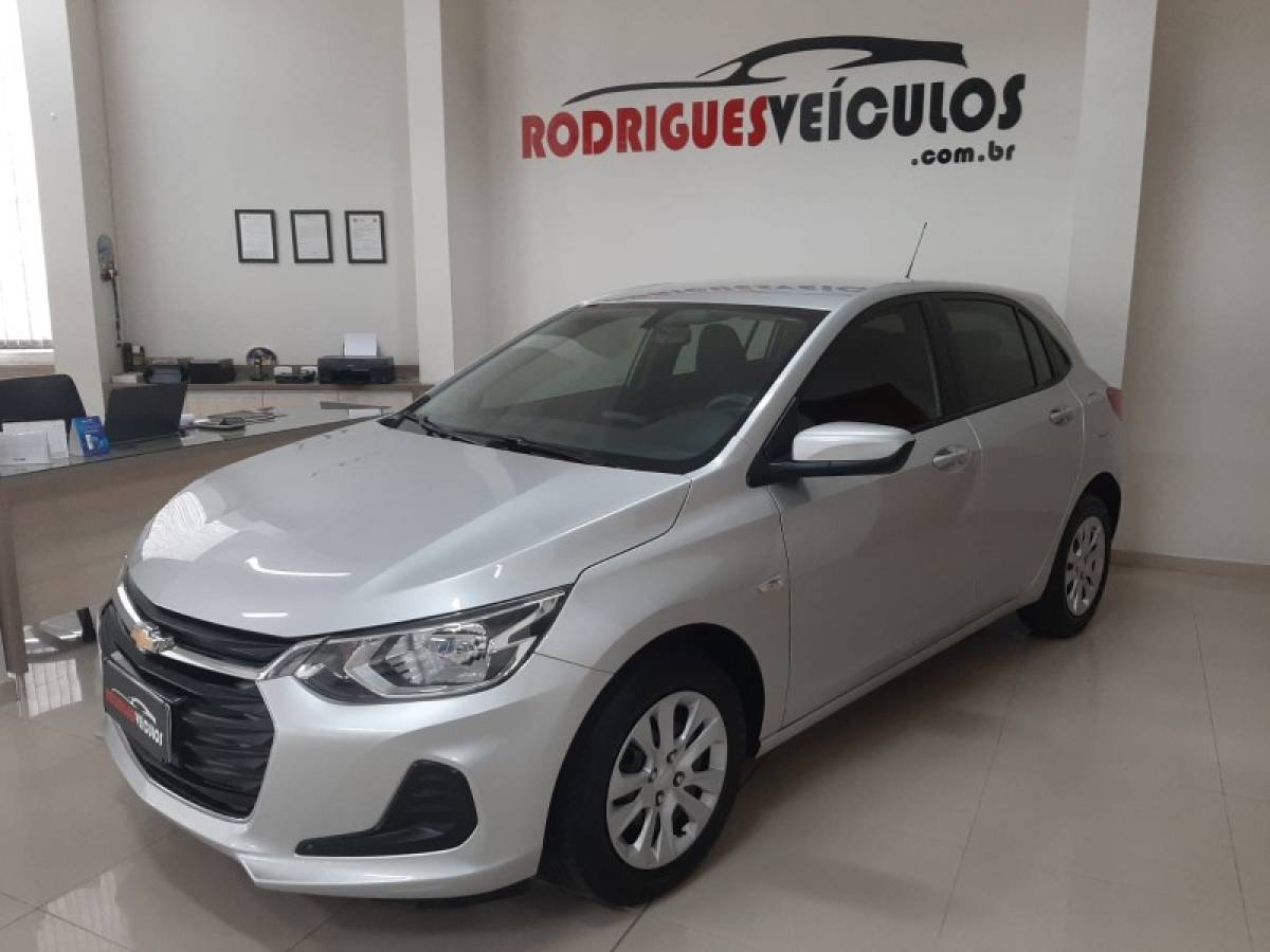 CHEVROLET - ONIX - 2020/2020 - Prata - R$ 59.900,00