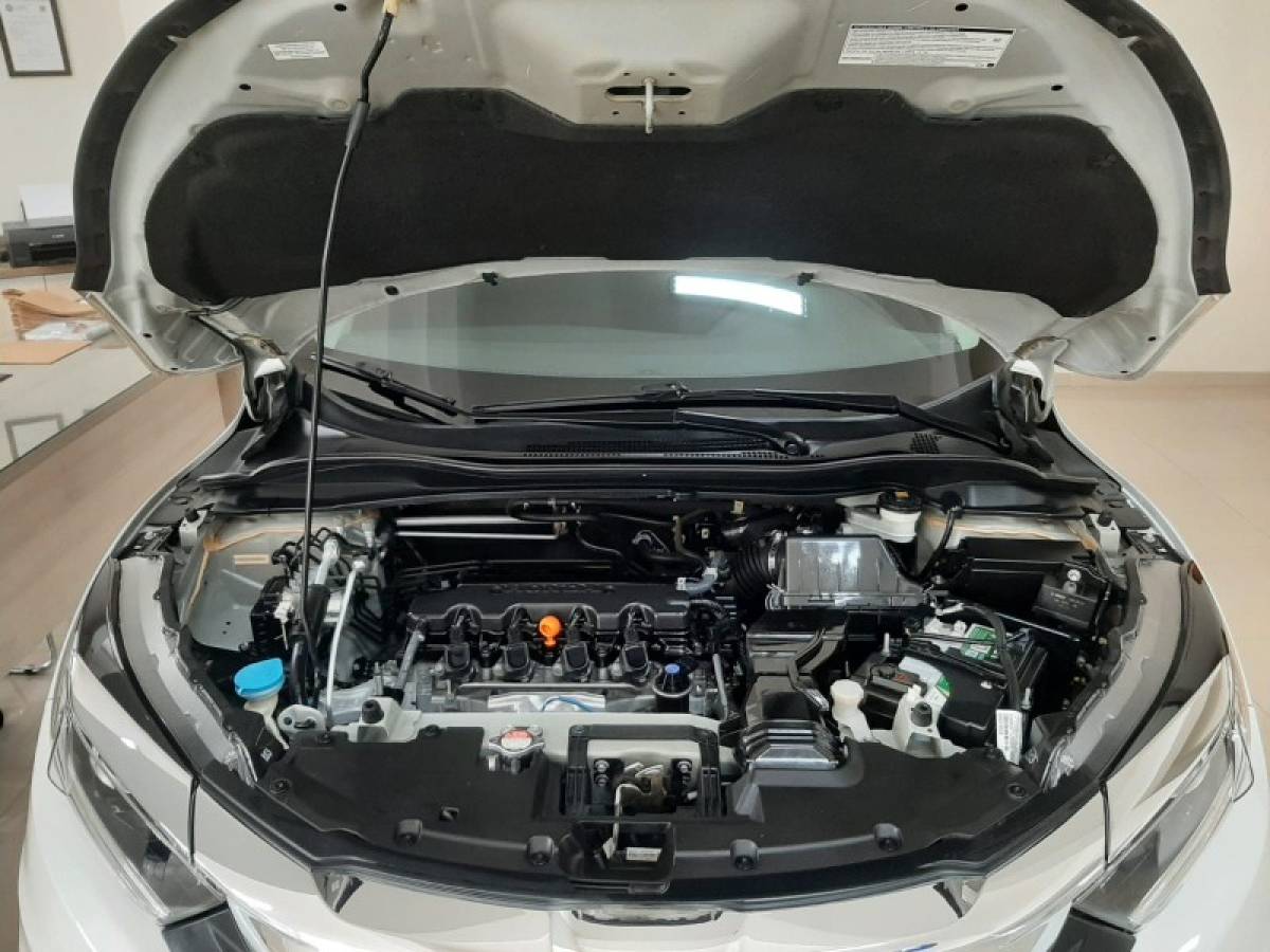 HONDA - HR-V - 2019/2019 - Branca - R$ 104.900,00