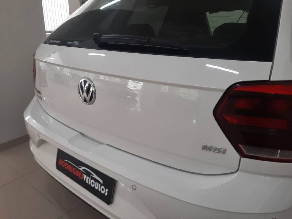 VOLKSWAGEN - POLO - 2019/2019 - Branca - R$ 67.900,00