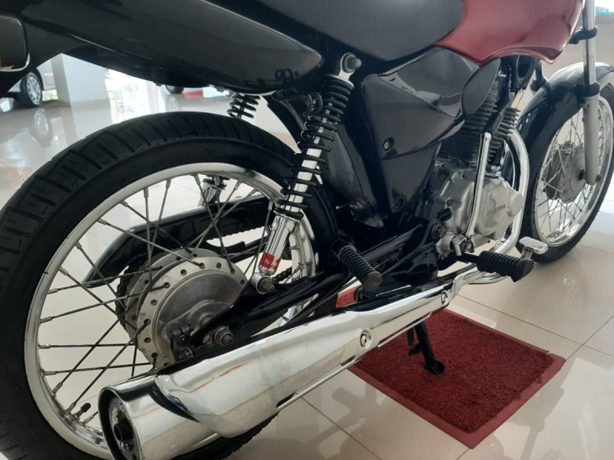 HONDA - CG 125 - 2006/2007 - Vermelha - R$ 7.800,00