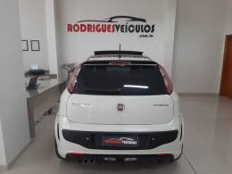 FIAT - PUNTO - 2014/2015 - Branca - R$ 54.900,00
