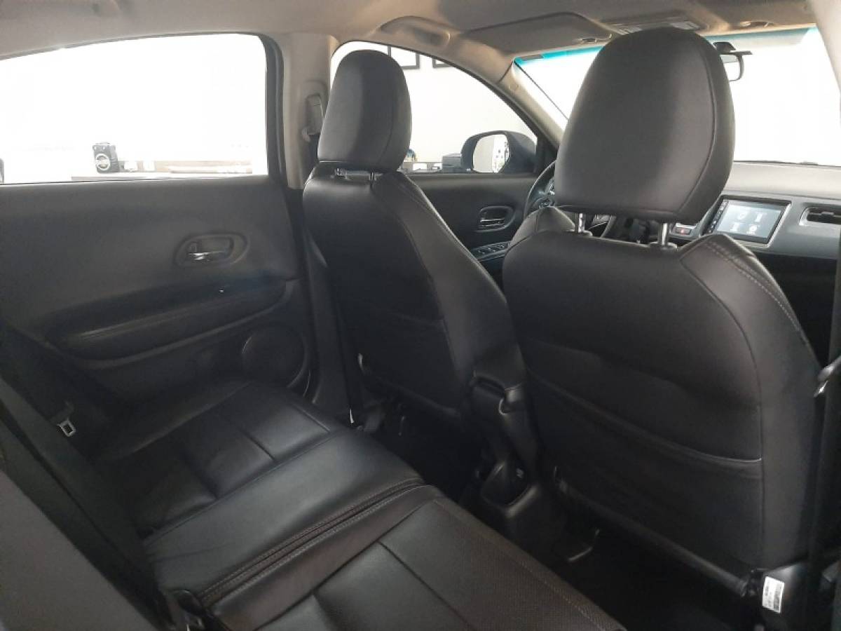 HONDA - HR-V - 2020/2021 - Cinza - R$ 115.900,00